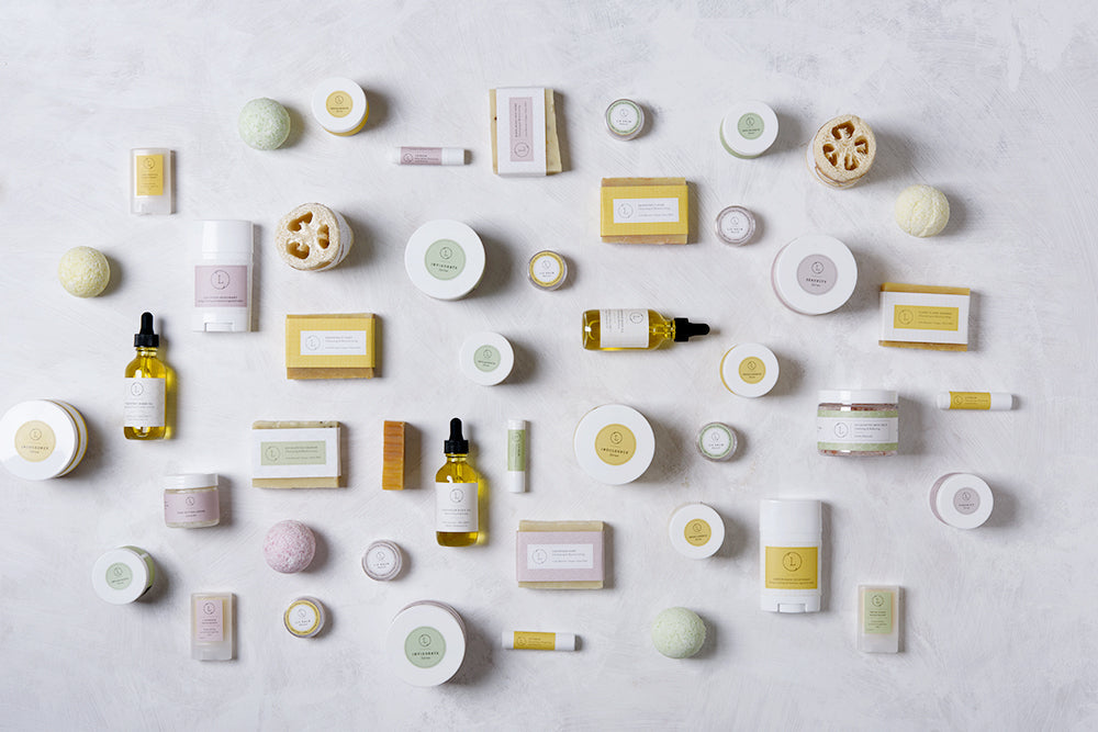 One year - SUBSCRIPTION BOXES for PREGNANCY and NEW MOM - Will be shipped every 3 months-4