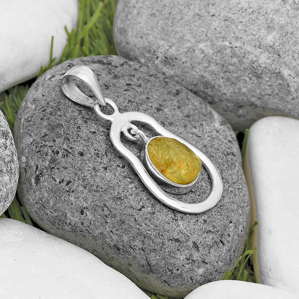 Natural Yellow Scapolite Rough Pendant P-1171 SDP135961-1
