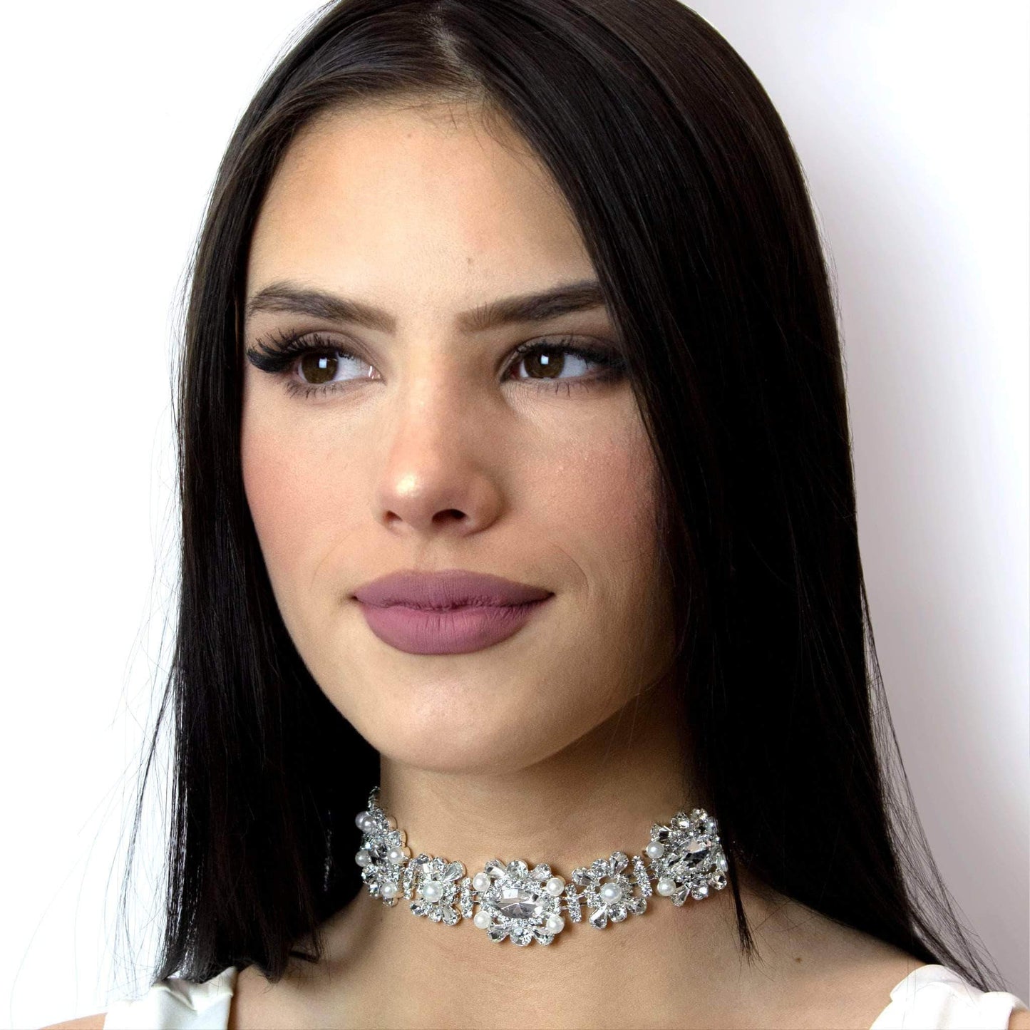 #16705 - Oval Pearl Cluster Choker-2